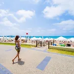 Sandy 호텔 *